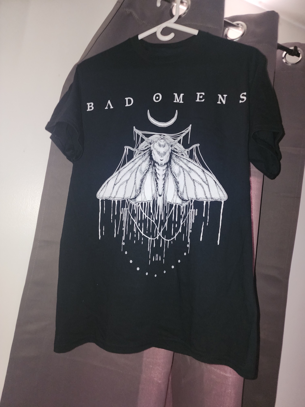 Mens Bad Omens  Graphic Tee